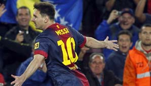 Messi marcó dos goles y acercó al Barcelona al título Messi marcó dos goles y acercó al Barcelona al título