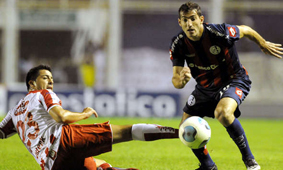 San Lorenzo derrotó a Unión y lo condenó al descenso San Lorenzo derrotó a Unión y lo condenó al descenso