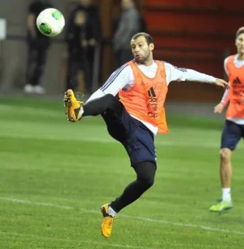 Mascherano se correrá todo Mascherano se correrá todo