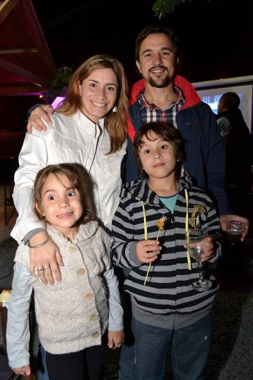 Aniversario de empresa familiar Aniversario de empresa familiar