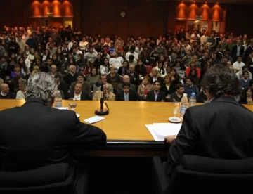 Voto a los 16: Sileoni dijo que “no se puede manipular a los jóvenes” Voto a los 16: Sileoni dijo que “no se puede manipular a los jóvenes”