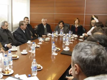 Empresarios quieren estar en comité de Pascua-Lama Empresarios quieren estar en comité de Pascua-Lama