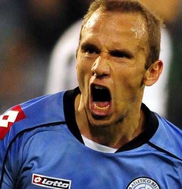 Zapata se sumó al Rojo Zapata se sumó al Rojo