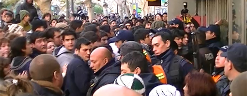 Serios disturbios en venta de entradas del Indio Solari Serios disturbios en venta de entradas del Indio Solari