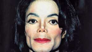 ¿Pagó para tapar sus abusos? ¿Pagó para tapar sus abusos?