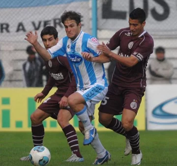 El primero y en casa El primero y en casa