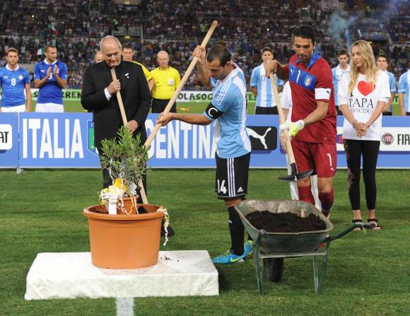 Francisco lo vio por TV Francisco lo vio por TV