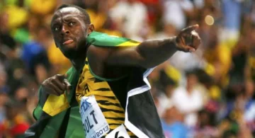 Bolt sumó otro oro en relevo y alcanzó el récord de Carl Lewis Bolt sumó otro oro en relevo y alcanzó el récord de Carl Lewis