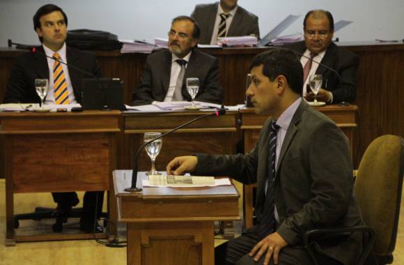 Experito apuntó a Macchi por una tasación dudosa Experito apuntó a Macchi por una tasación dudosa