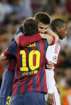 Messi se lleva otra pelota en goleada de Barcelona Messi se lleva otra pelota en goleada de Barcelona