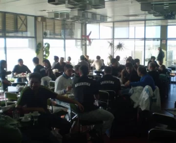 Papelón y reclamos en el adiós Papelón y reclamos en el adiós