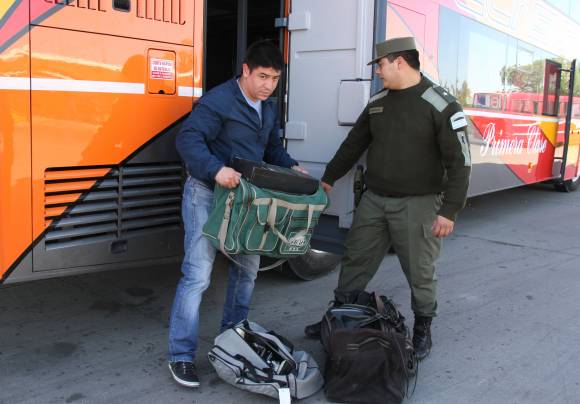 Roban en Jáchal, caen en la Terminal Roban en Jáchal, caen en la Terminal