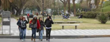 El frío retrasa la llegada de los jóvenes al parque El frío retrasa la llegada de los jóvenes al parque