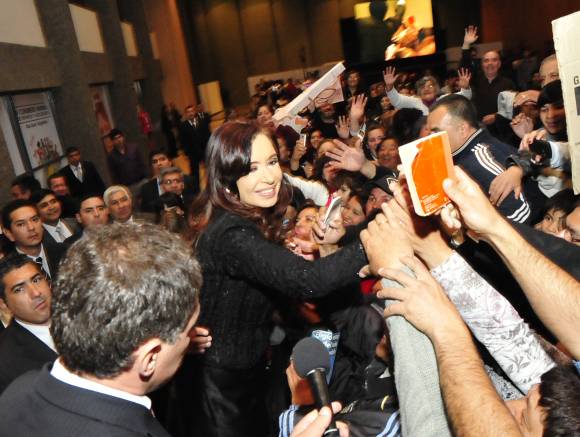 Cristina pidió el voto y prometió ayudar al agro Cristina pidió el voto y prometió ayudar al agro