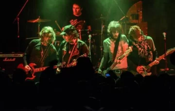 “El rock y el fútbol están en mis cromosomas” “El rock y el fútbol están en mis cromosomas”