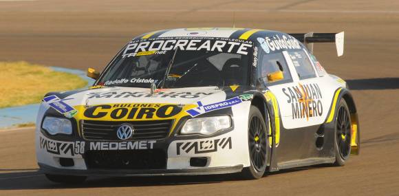 Martín empieza a probarse el traje del nuevo campeón Martín empieza a probarse el traje del nuevo campeón