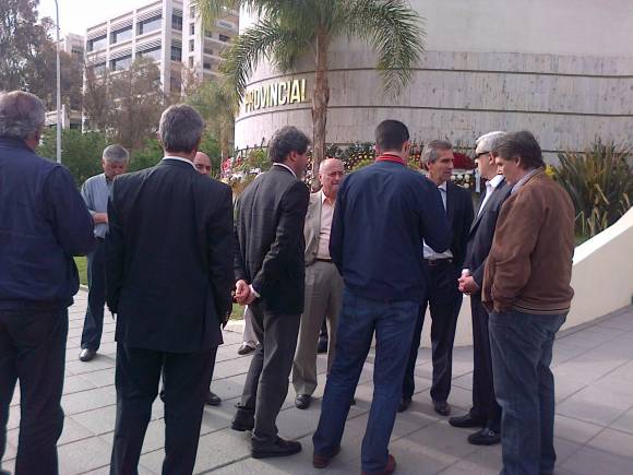 Con profundo dolor, velan a Ferrá en la Legislatura Con profundo dolor, velan a Ferrá en la Legislatura