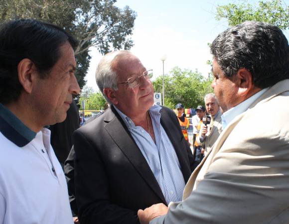 El Ejecutivo llamó para hoy al Gabinete y a los intendentes El Ejecutivo llamó para hoy al Gabinete y a los intendentes