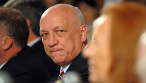 Con un SMS, amenazaron al gobernador de Santa Fe Con un SMS, amenazaron al gobernador de Santa Fe