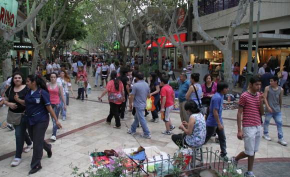 Por el boom de gente evalúan cortes de calles Por el boom de gente evalúan cortes de calles