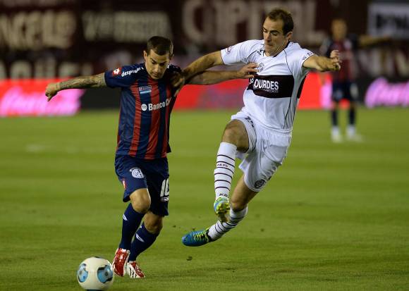 San Lorenzo lo dejó pasar San Lorenzo lo dejó pasar