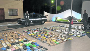 Hallan 583 kilos de cocaína Hallan 583 kilos de cocaína