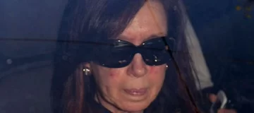 CFK fue trasladada a la Fundación Favaloro CFK fue trasladada a la Fundación Favaloro