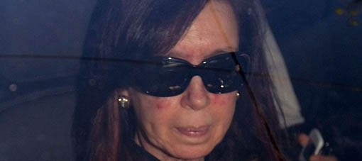 CFK fue trasladada a la Fundación Favaloro CFK fue trasladada a la Fundación Favaloro