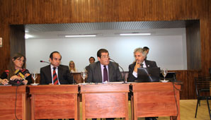 De Sanctis: “Hubo una trinidad que puso en jaque las finanzas públicas” De Sanctis: “Hubo una trinidad que puso en jaque las finanzas públicas”