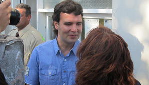 La vigilia por la salud del gobernador, en imágenes La vigilia por la salud del gobernador, en imágenes