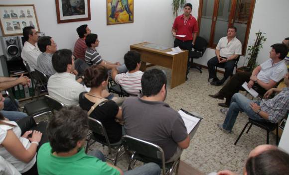 Lama: proveedores tratan de mantener los empleos Lama: proveedores tratan de mantener los empleos