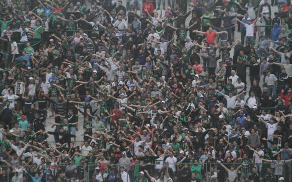 Con un clima diferente, el aliento no cesó nunca Con un clima diferente, el aliento no cesó nunca