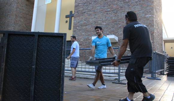 Se puso violento el clima a pocas horas del encuentro Se puso violento el clima a pocas horas del encuentro