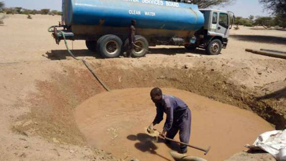 Milagro del agua en Kenia Milagro del agua en Kenia