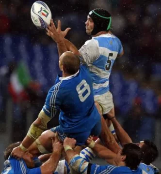 Los Pumas y su primera alegría en la gira europea Los Pumas y su primera alegría en la gira europea