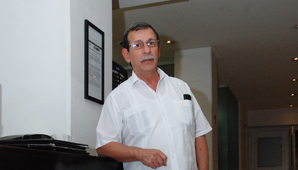 Llegó el embajador de Cuba y mañana visitará a Gioja Llegó el embajador de Cuba y mañana visitará a Gioja