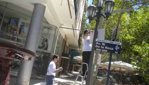 Dignidad Ciudadana salió a retirar los carteles colgados en campaña Dignidad Ciudadana salió a retirar los carteles colgados en campaña