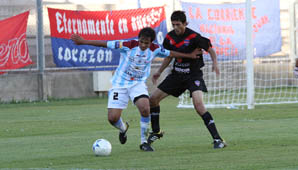 Villa Obrera se impuso sobre Alianza y llegó a lo más alto Villa Obrera se impuso sobre Alianza y llegó a lo más alto