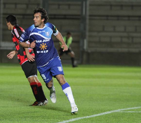 Atenas y Unión pagan cuentas pendientes Atenas y Unión pagan cuentas pendientes