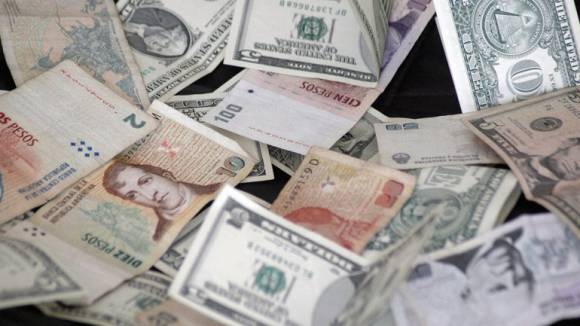 Qué dice la nueva resolución de la AFIP para la compra de dólares Qué dice la nueva resolución de la AFIP para la compra de dólares