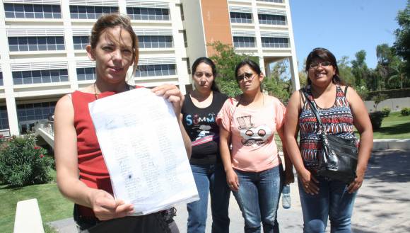 Denuncian a una directora por golpear a un docente Denuncian a una directora por golpear a un docente