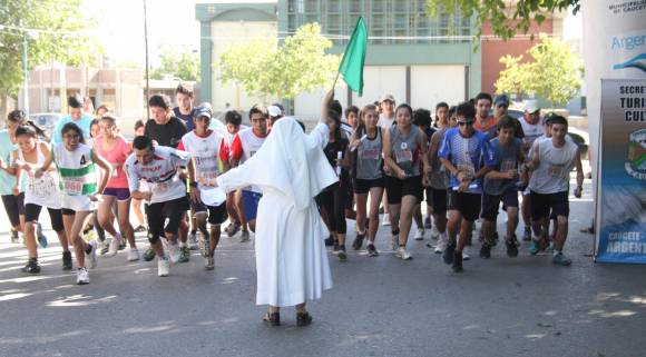 Un maratón sufrió el efecto de los saqueos Un maratón sufrió el efecto de los saqueos