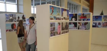 Presentaron “Entre Versos” Presentaron “Entre Versos”