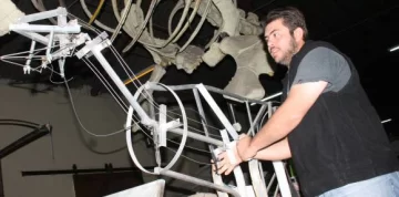 Para promoción, crean un dino animado por un actor Para promoción, crean un dino animado por un actor