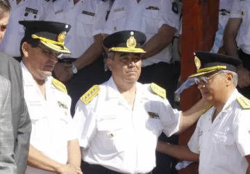 Uñac descabezó a la cúpula de la Policía Uñac descabezó a la cúpula de la Policía