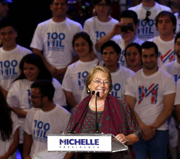 La abstención, un enemigo clave para Bachelet y Matthei La abstención, un enemigo clave para Bachelet y Matthei
