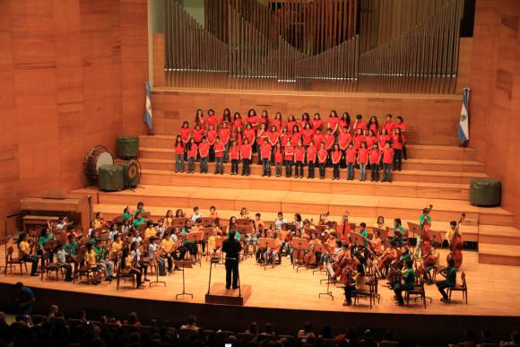Pulgar arriba para los pibes Pulgar arriba para los pibes