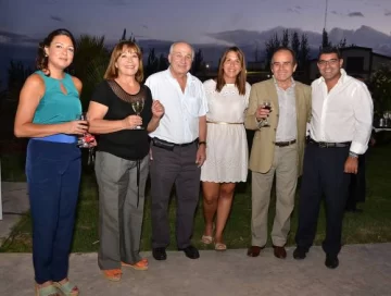 Cóctel por premio Oro Cóctel por premio Oro