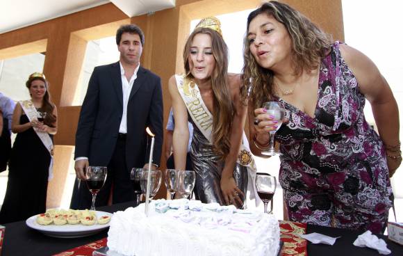 Un cumpleaños con festejo sorpresa Un cumpleaños con festejo sorpresa