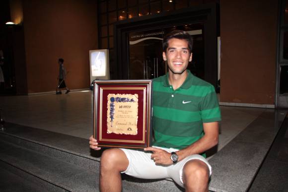 “Este premio me hace querer cada vez más a San Juan” “Este premio me hace querer cada vez más a San Juan”
